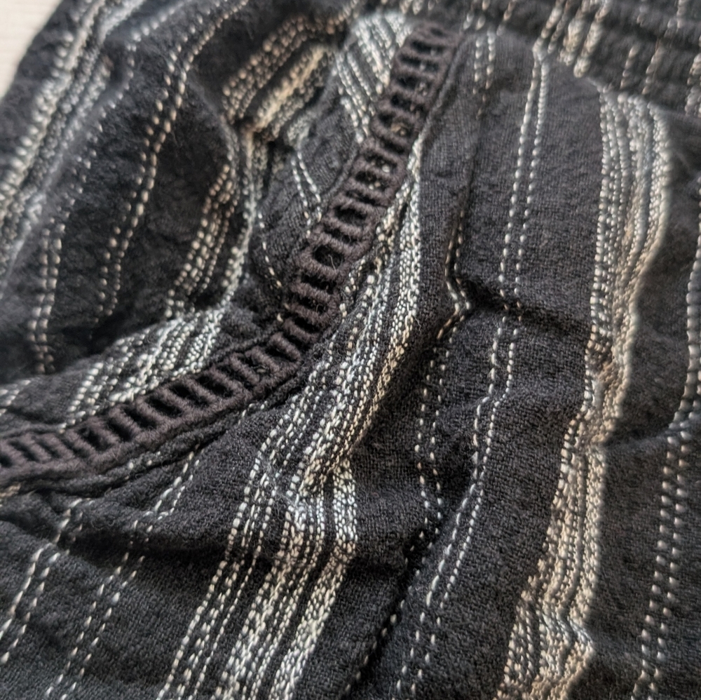 Briggs new York Women's Casual Black And Grey Shorts Size XL - Picture 6 of 7